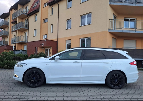 Ford Mondeo cena 58000 przebieg: 199000, rok produkcji 2017 z Wałbrzych małe 667